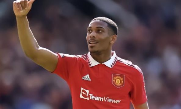 巴萨梅西关键助攻助球队获胜